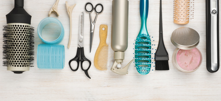 Equipo de peluquería profesional; materiales, utensilios y accesorios